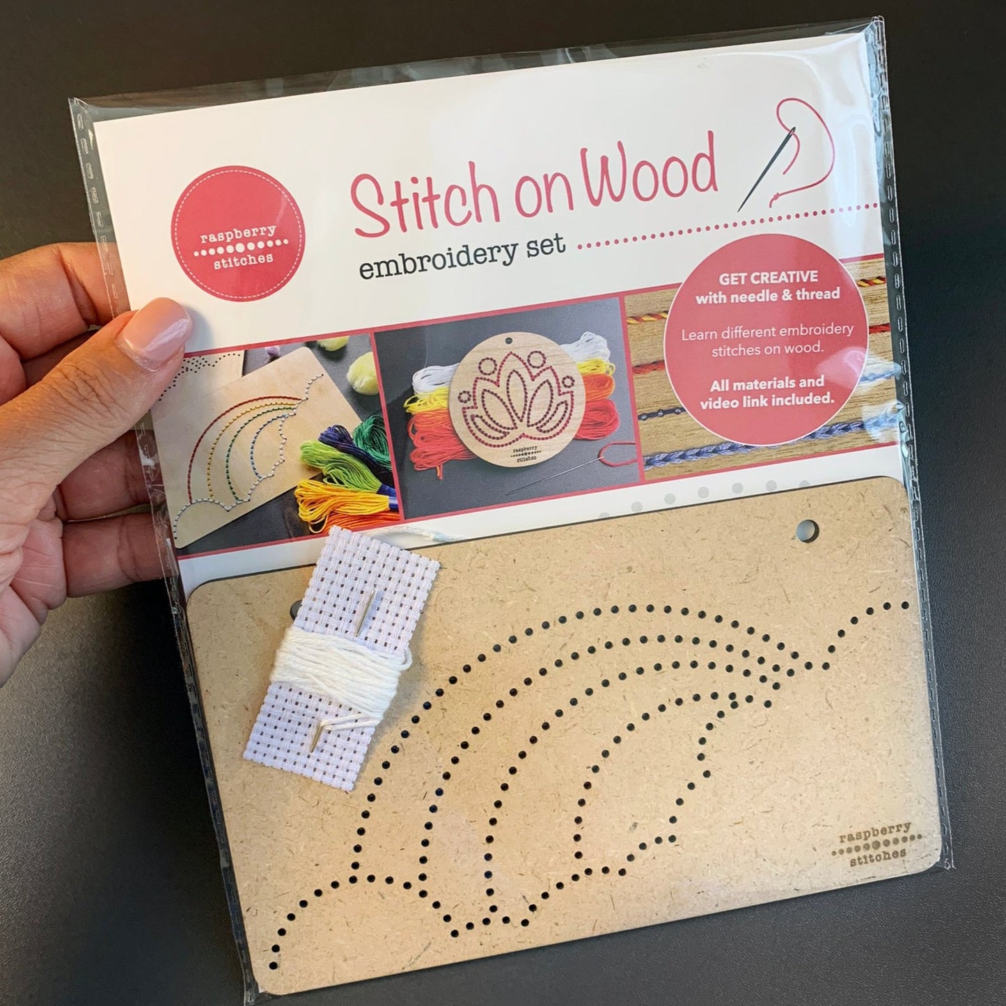 STITCH ON WOOD EMBROIDERY SET - Rainbow