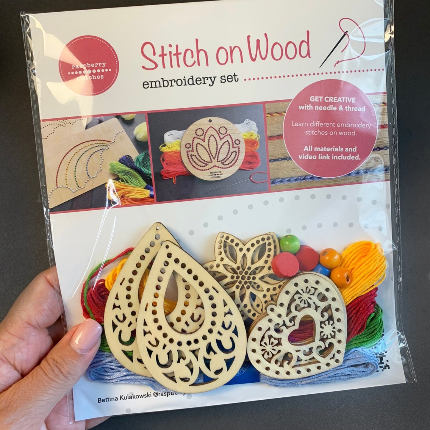 STITCH ON WOOD EMBROIDERY SET - Mixed Shapes