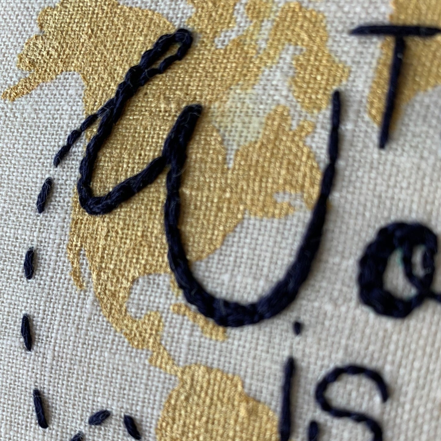 THE WORLD IS YOURS - embroidery pattern