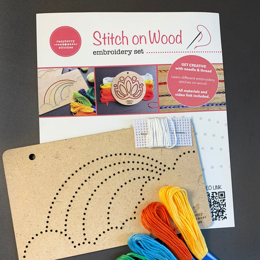 STITCH ON WOOD EMBROIDERY SET - Rainbow